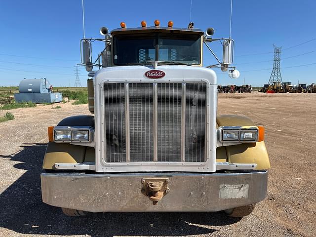 Image of Peterbilt 379 equipment image 1