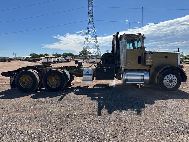 Image of Peterbilt 379 equipment image 3