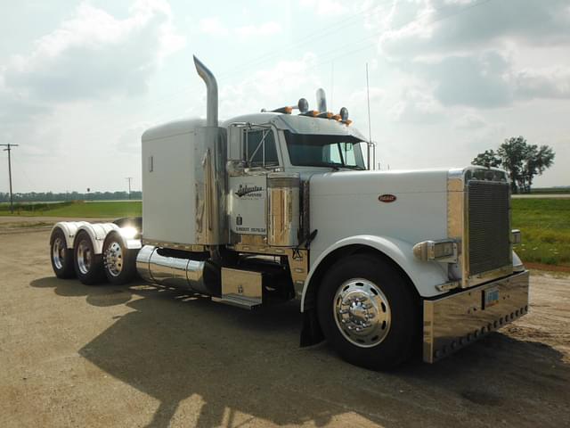 Image of Peterbilt 379EXHD equipment image 1