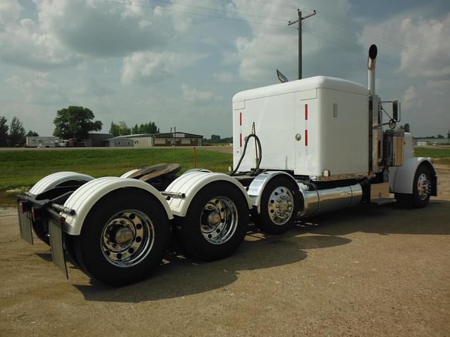 Image of Peterbilt 379EXHD equipment image 4