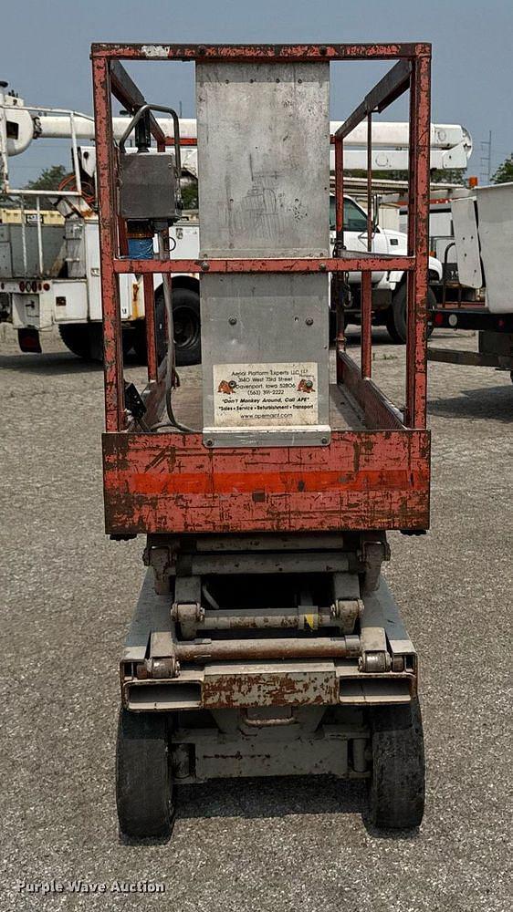 Image of Sky Jack SJ3220 equipment image 1