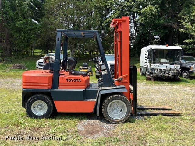Image of Toyota 5FG35 equipment image 3