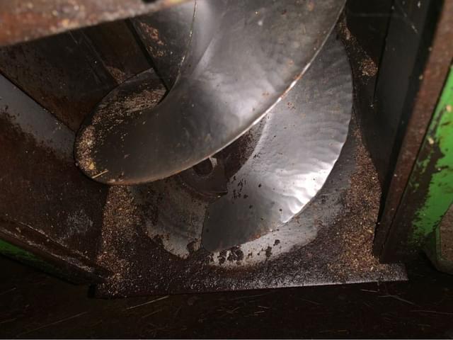 Image of Unverferth 5000 equipment image 1