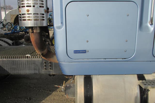 Image of Volvo GM equipment image 2