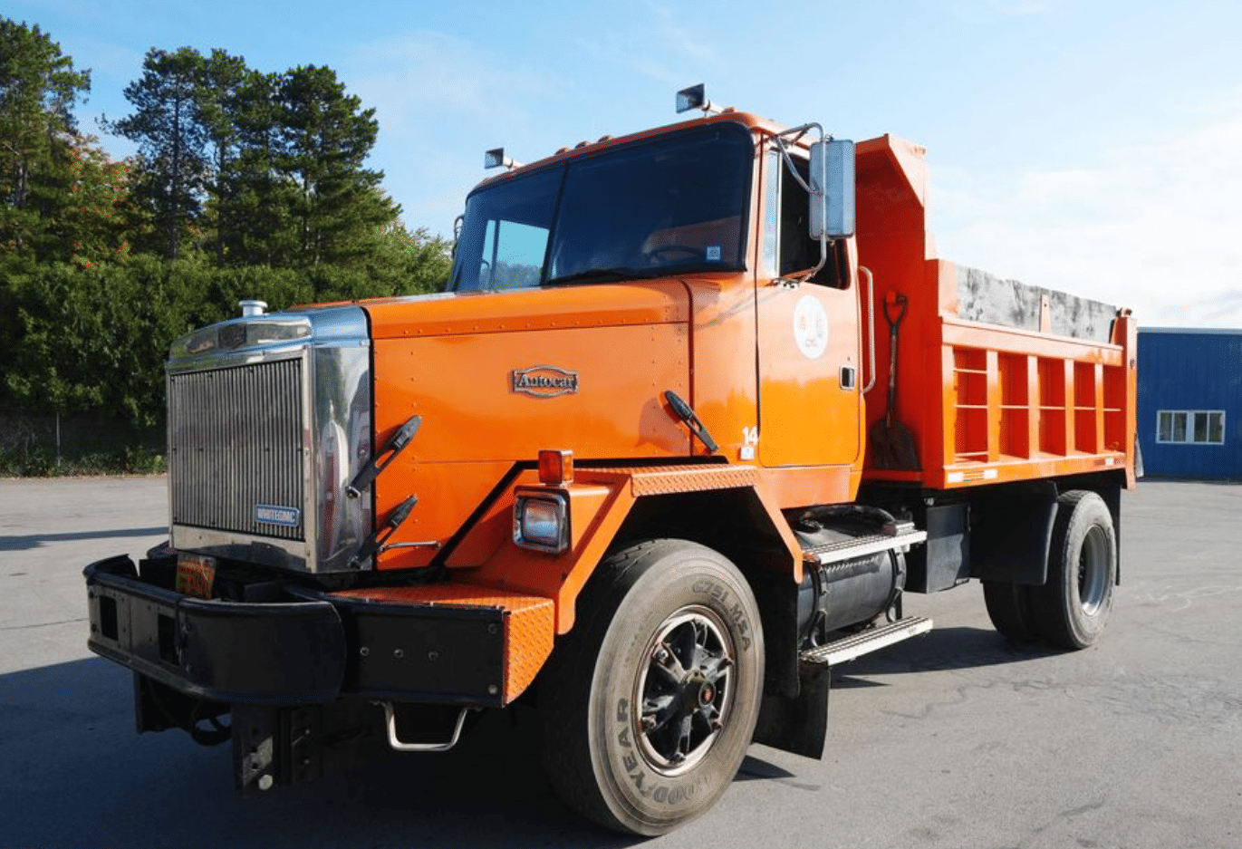 1993 White Autocar Equipment Image0