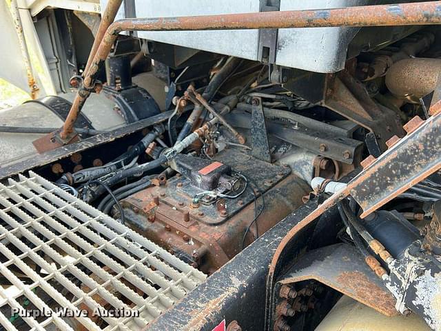 Thumbnail image White GMC Undetermined 20