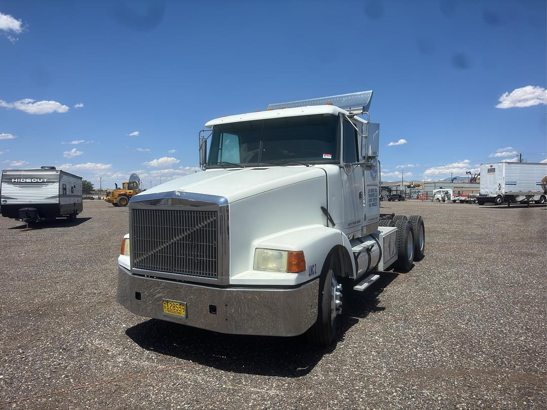 Image of White GMC WIA Primary image