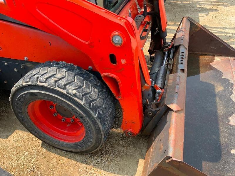 Main image Kubota SSV65 3