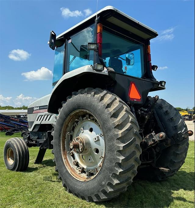 Image of AGCO White 6144 equipment image 2