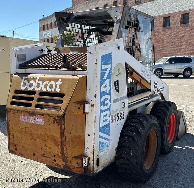 Image of Bobcat 743B equipment image 4