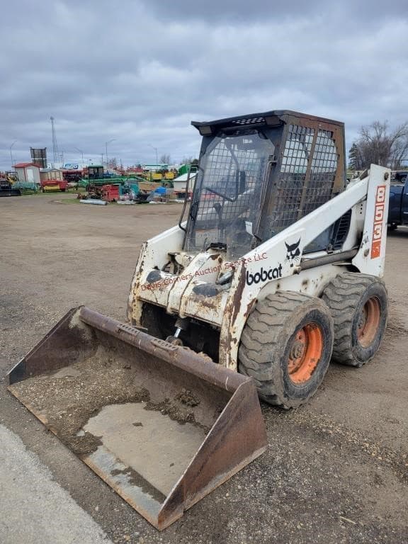 Image of Bobcat 853 equipment image 2