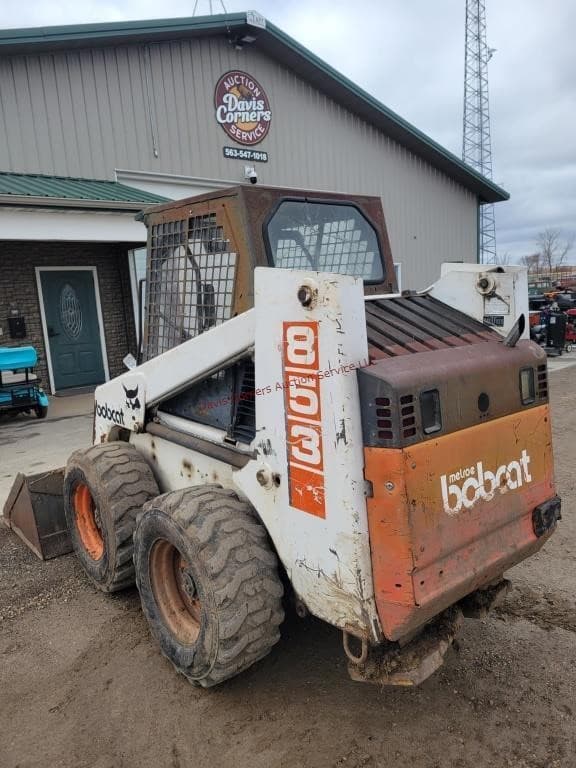 Image of Bobcat 853 equipment image 4