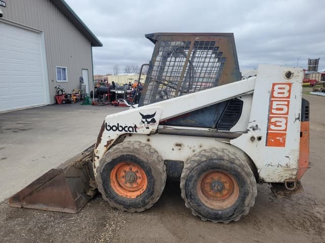 Image of Bobcat 853 equipment image 3