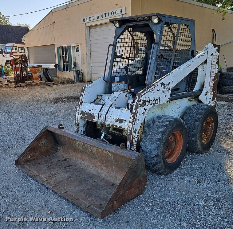 1994 Bobcat 853 Equipment Image0