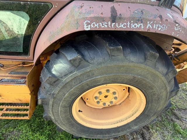 Image of Case 580 Super K equipment image 4