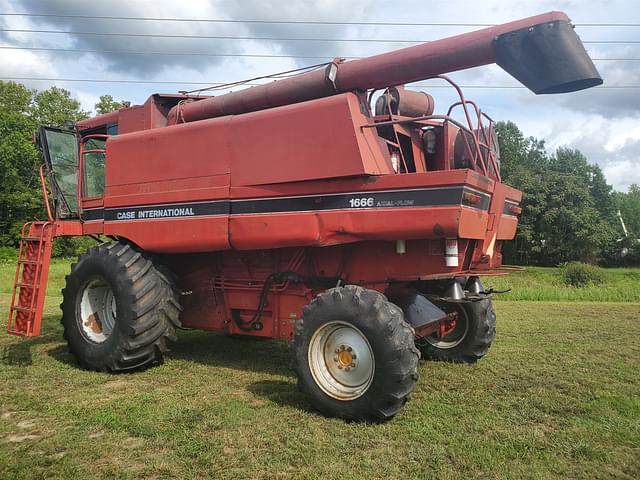 Image of Case IH 1666 equipment image 2