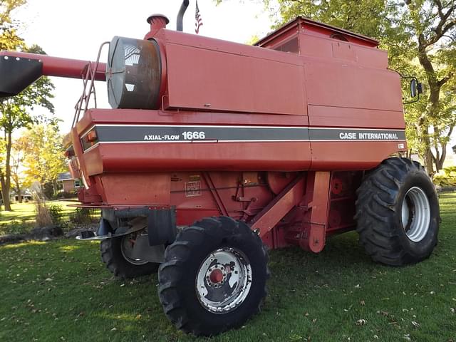 Image of Case IH 1666 equipment image 1