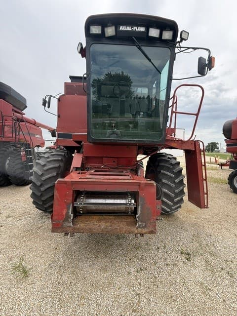Image of Case IH 1666 equipment image 2