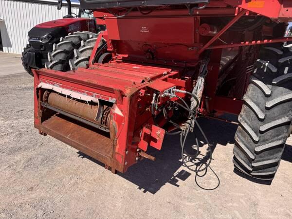 Image of Case IH 1688 equipment image 4