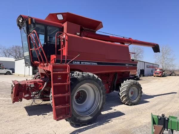 Image of Case IH 1688 equipment image 3