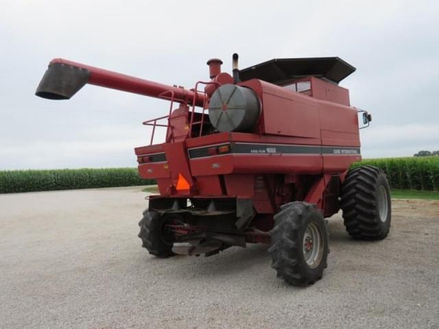 Image of Case IH 1688 equipment image 3