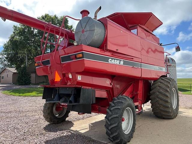 Image of Case IH 2166 equipment image 2