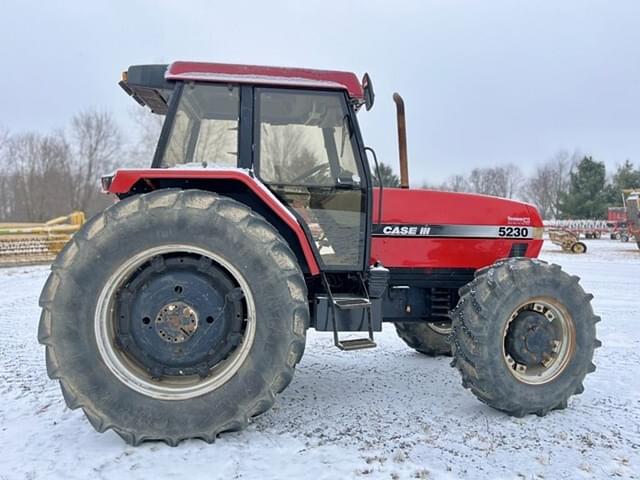 Image of Case IH 5230 equipment image 3