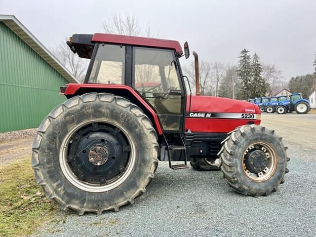 Image of Case IH 5230 equipment image 3