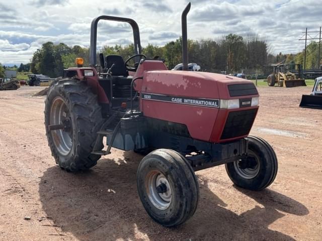 Image of Case IH 5230 equipment image 2