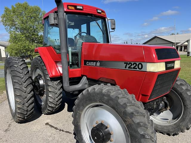 Image of Case IH 7220 equipment image 1