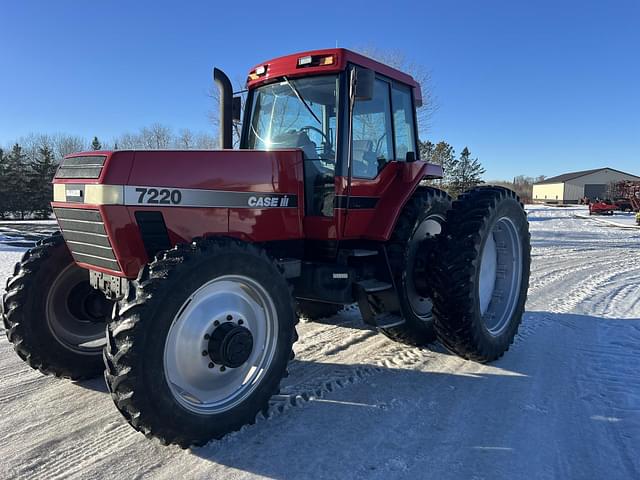 Image of Case IH 7220 equipment image 2