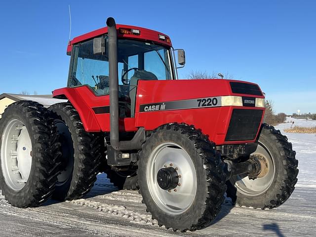 Image of Case IH 7220 equipment image 1