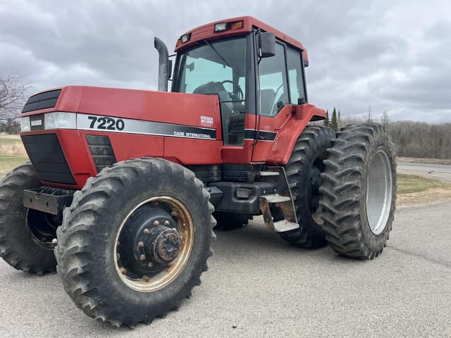 Image of Case IH 7220 equipment image 1