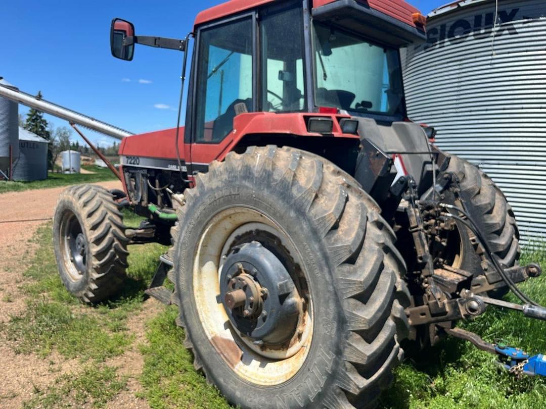 Image of Case IH 7220 Primary image