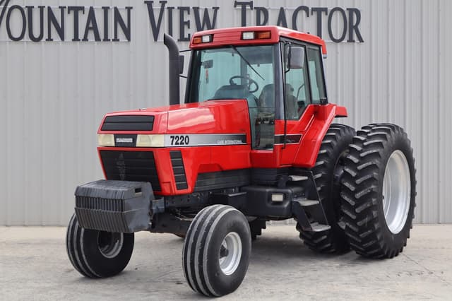 Image of Case IH 7220 equipment image 2