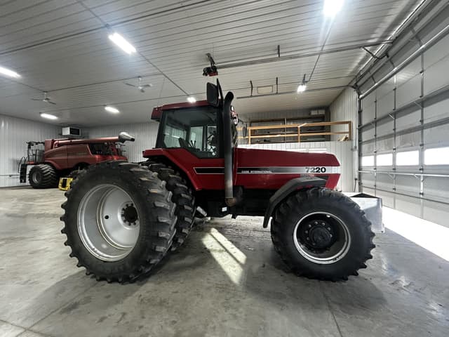 Image of Case IH 7220 equipment image 4