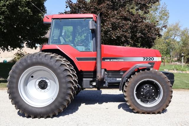 Image of Case IH 7220 equipment image 4