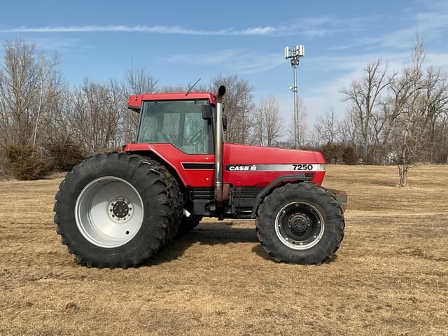 Image of Case IH 7250 equipment image 1