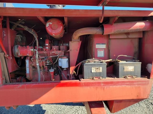 Image of Case IH 8840 equipment image 4