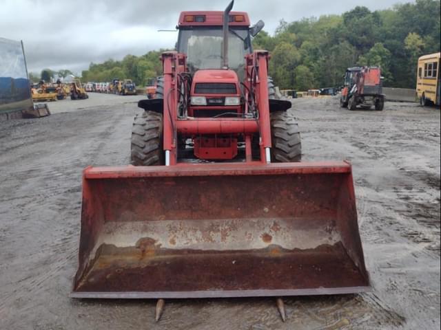 Image of Case IH 5240 equipment image 1