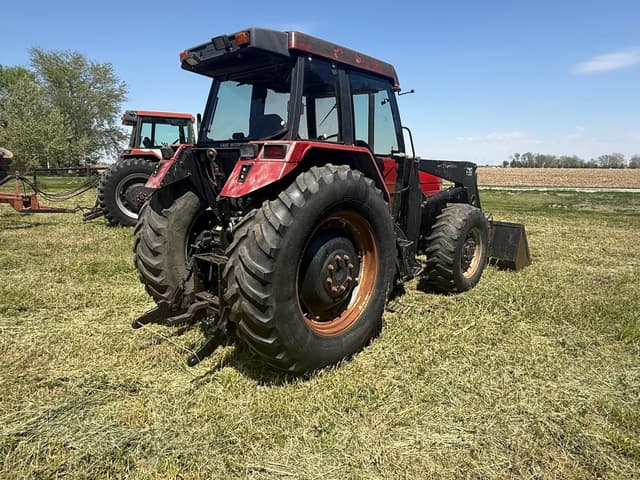 Image of Case IH 5240 equipment image 4
