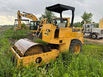 Main image Caterpillar CS-433B