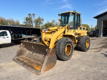 Main image Caterpillar 938F