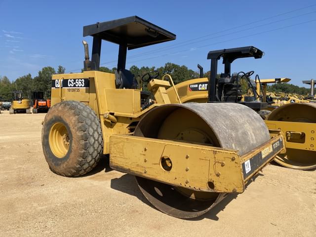 Image of Caterpillar CS-563 equipment image 3