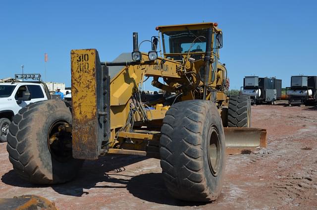 Image of Caterpillar 16G equipment image 2