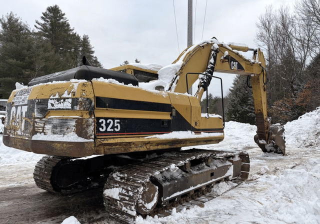 Image of Caterpillar 325 equipment image 3