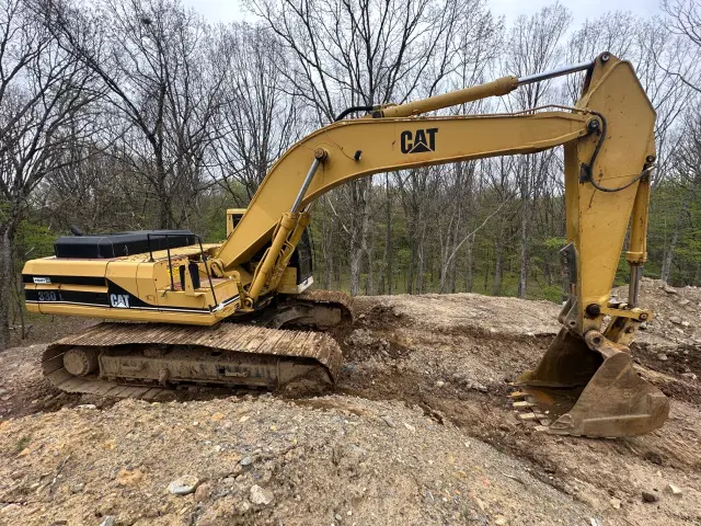 Image of Caterpillar 330L equipment image 4
