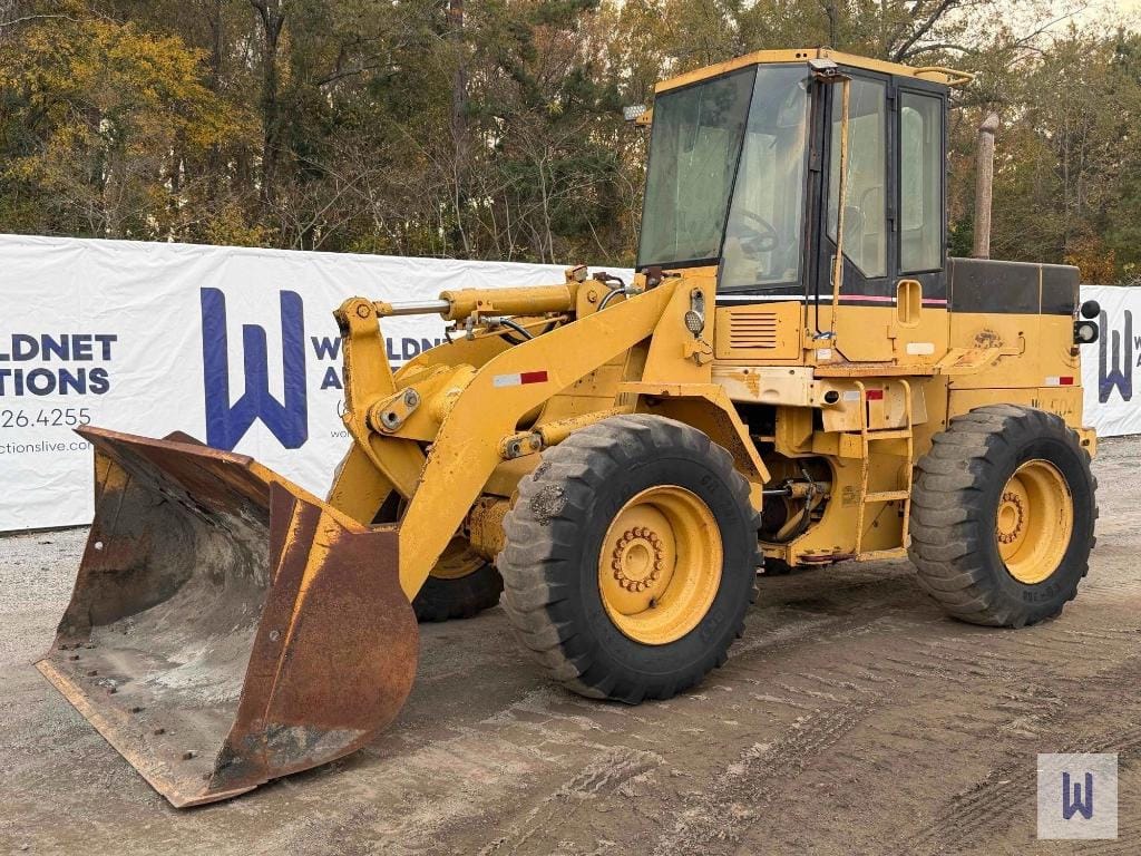 1994 Caterpillar 918F Equipment Image0