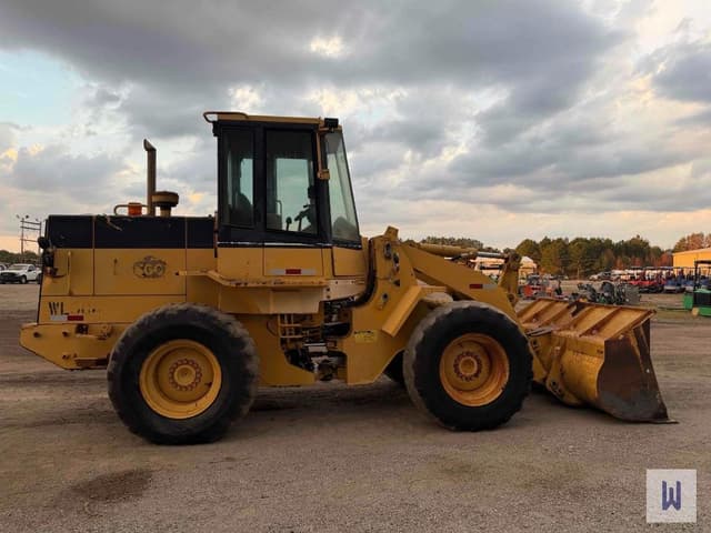 Image of Caterpillar 918F equipment image 3