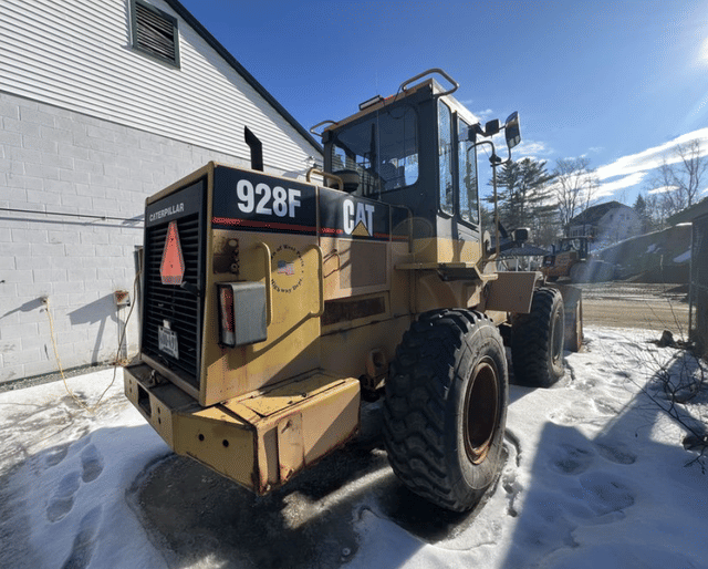 Image of Caterpillar 928F equipment image 3